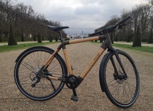 Le Relief vélo électique en bambou